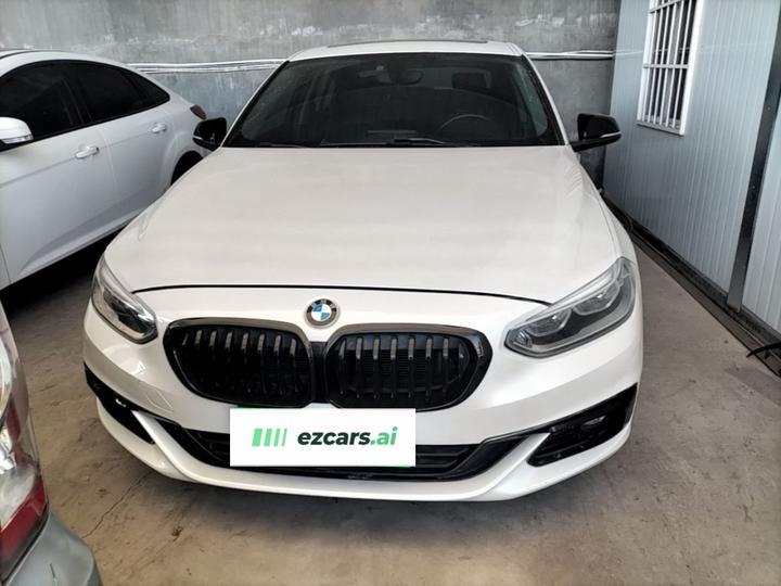 1 Series 2017 118i Sport photo 2
