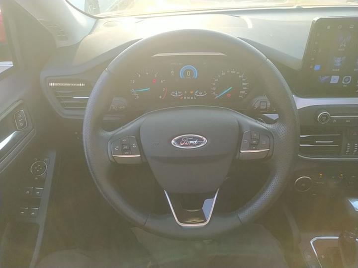 Focus 2020 Sedan 1.5L AT photo 2