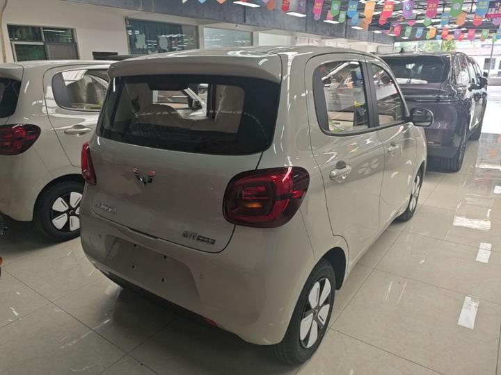 Hongguang MINIEV 2025 4th Gen 4-Door Advanced photo 4