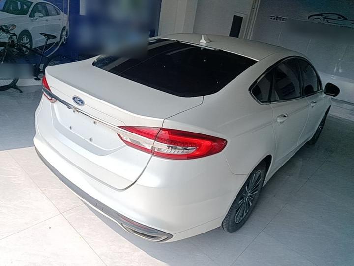 Mondeo EV 2018 2.0 PHEV photo 4
