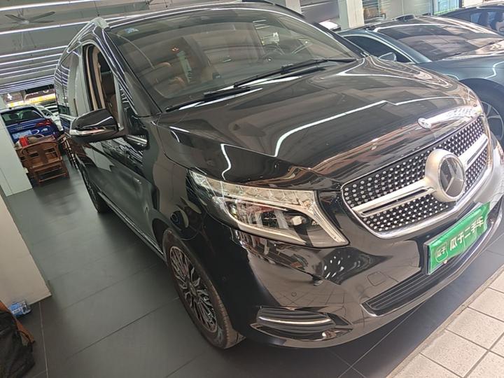 V-Class 2018 V 260 Premium China VI photo 3
