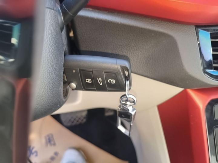 T-Cross 2019 1.5L AT Comfort photo 8