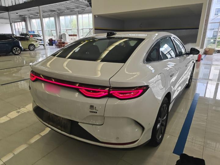 Qin L 2025 EV 545KM photo 4