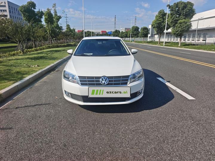Lavida 2013 Facelift Classic 1.6L AT Comfort photo 2