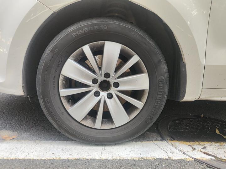 2016 280TSI 7-Seater photo 8