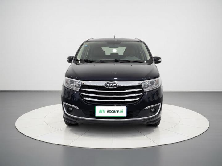 Refine M3 2019 1.8L Luxury Smart photo 2