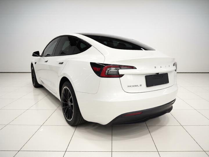 Model 3 2025 RWD photo 4
