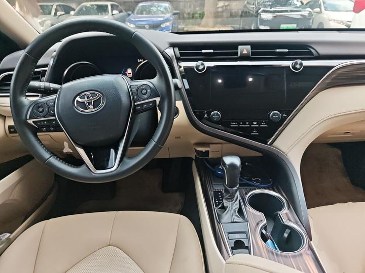 Camry 2019 Facelift 2.0G Luxury photo 5