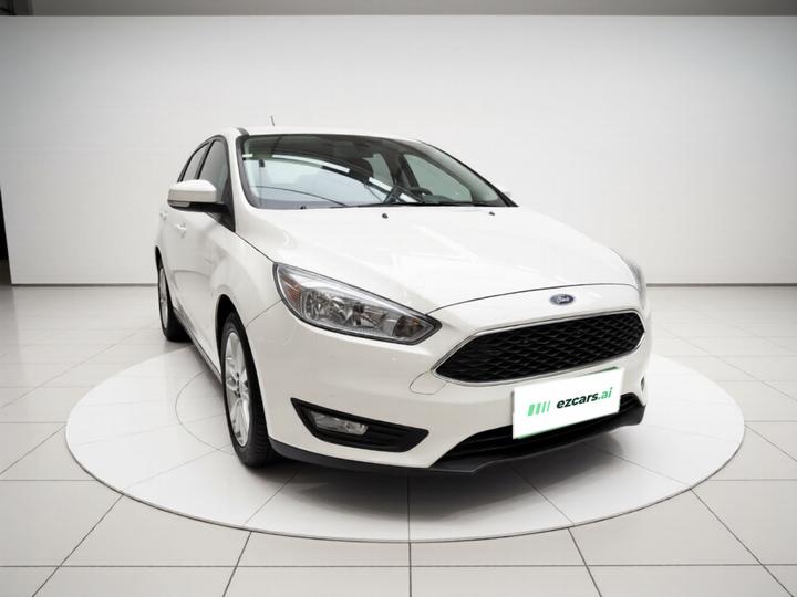 Focus 2017 Hatchback 1.6L AT Comfort photo 3