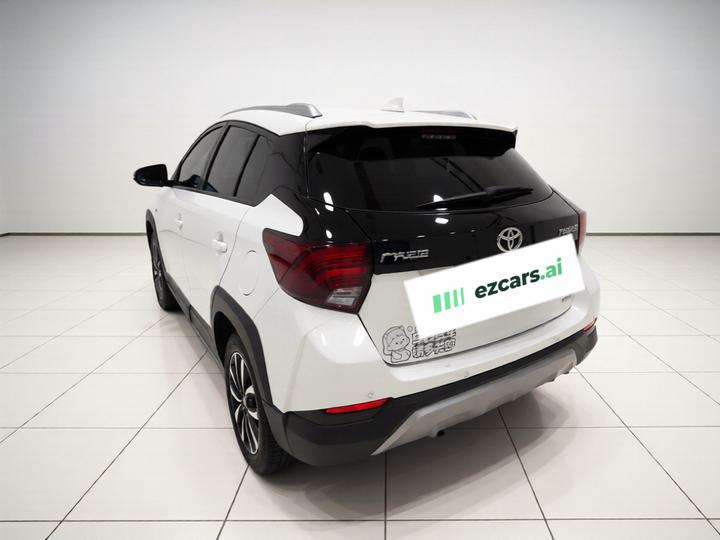 YARiS L 2022 X 1.5L CVT Luxury PLUS photo 4