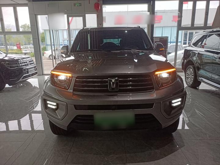 700 EV 2024 Hi4-T photo 2