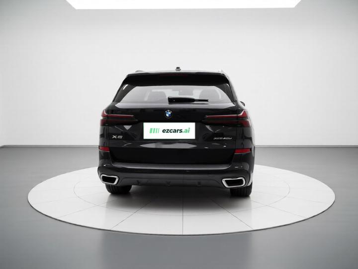 X5 2025 xDrive 40Li M M Sport Night Package photo 5