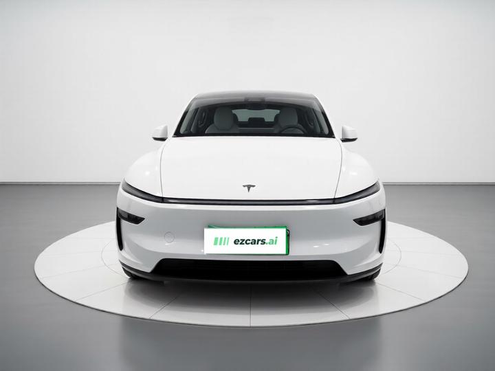 Model Y 2026 Long Range RWD photo 2