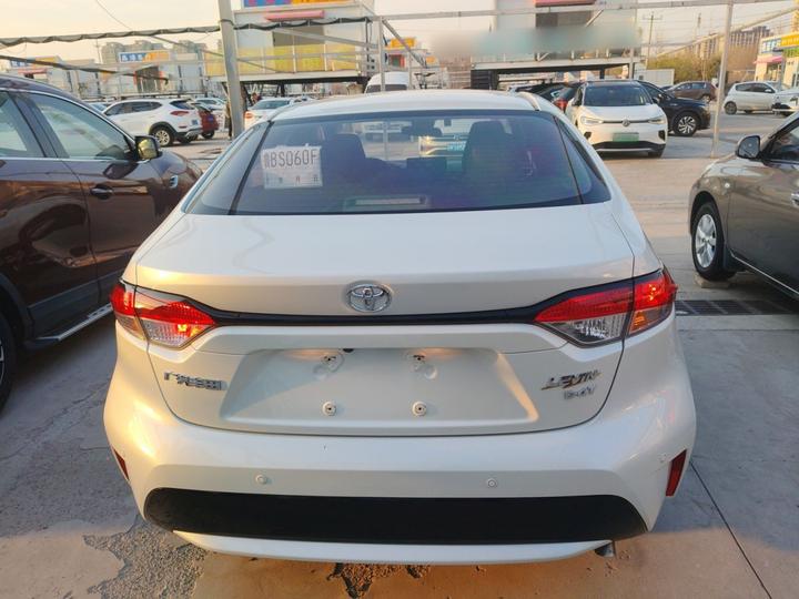 Levin 2019 185T CVT Luxury China VI photo 3