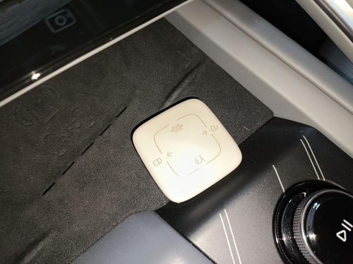 001 2024 YOU 100kWh AWD photo 8