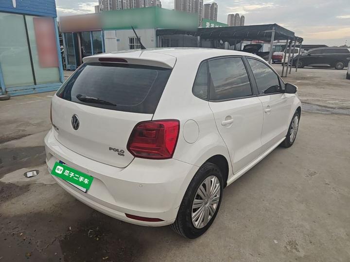 Polo 2016 1.6L AT Comfort photo 6