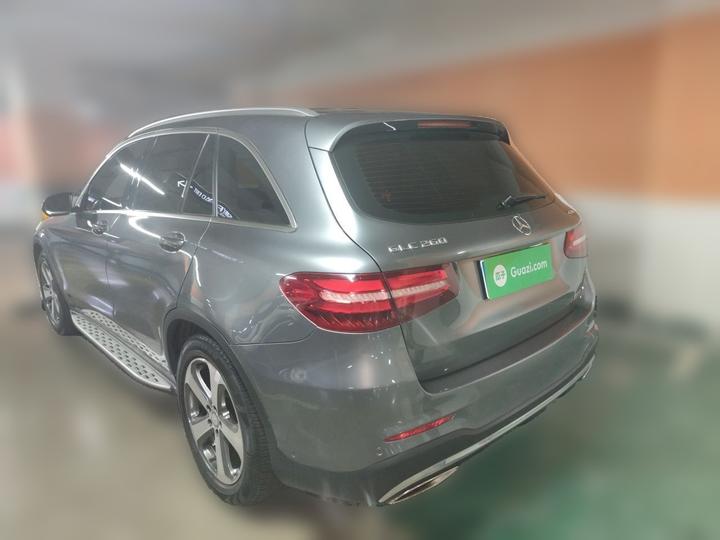 GLC 2017 GLC 260 4MATIC Luxury photo 4