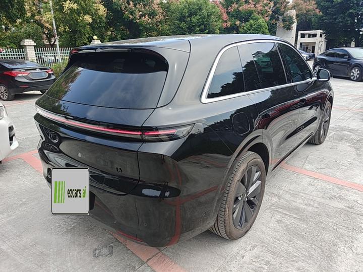 Li Auto L6 2025 Pro Smart Refresh Edition photo 4
