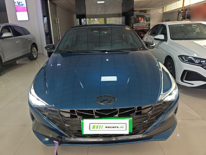 Elantra 2021 240TGDi DCT LUX Premium photo 2