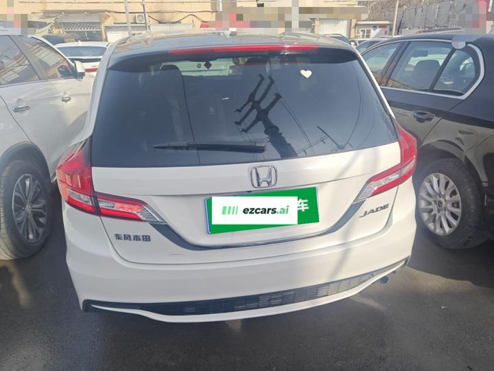 Jade 2017 1.8L AT Classic 5-Seater photo 3