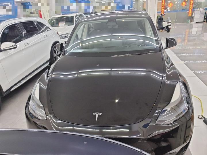Model Y 2021 Standard Range RWD photo 2