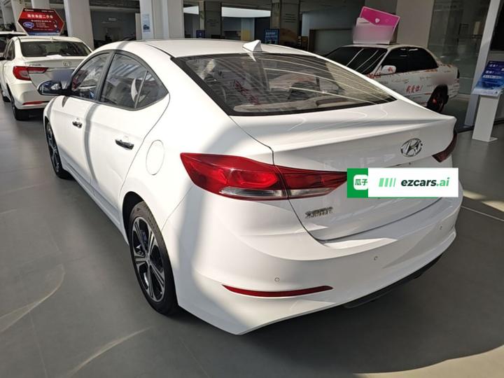 Elantra 2018 1.4T DCT photo 4