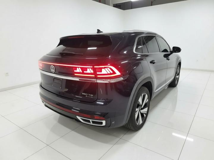 Teramont X 2024 380TSI AWD Luxury photo 4