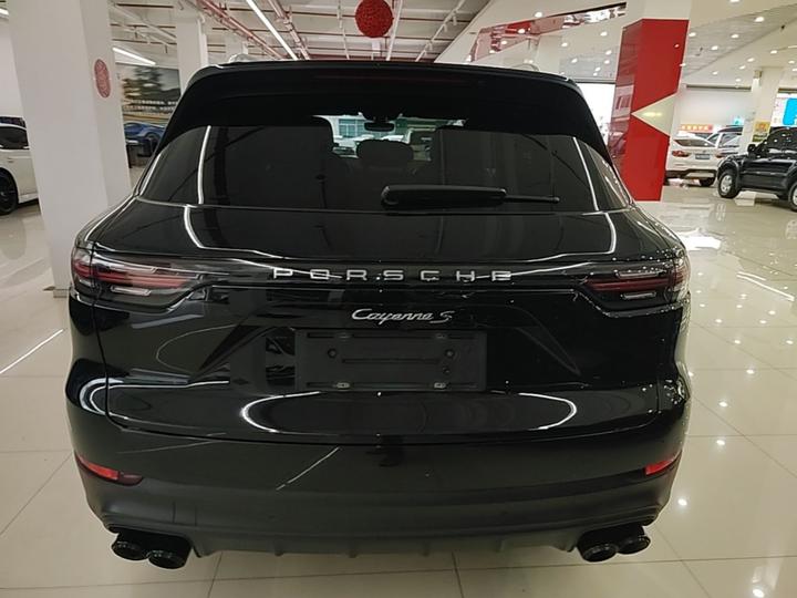 2018 Cayenne 3.0T photo 3