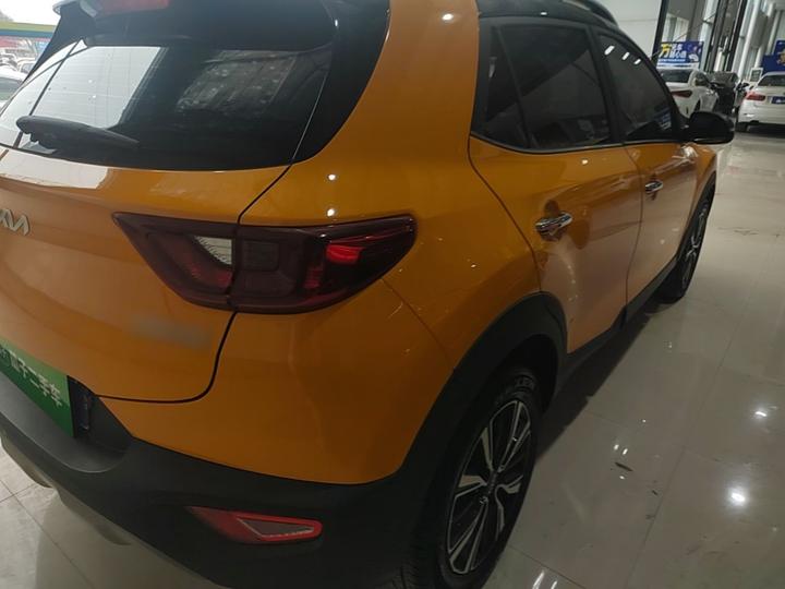 Stonic 2021 1.4L CVT photo 7