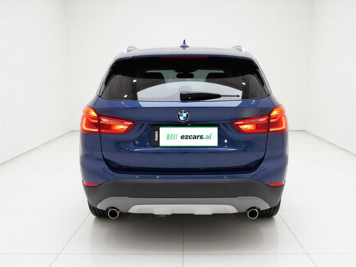 X1 2018 xDrive20Li Exclusive photo 3