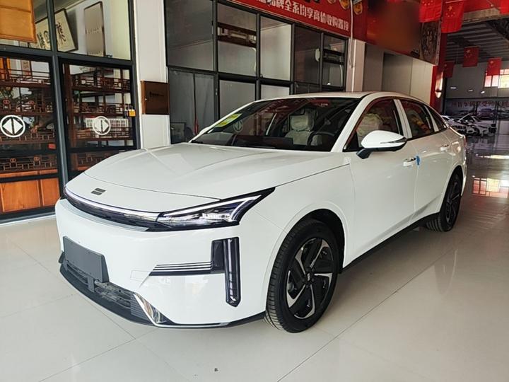 Galaxy L6 2025 EM-i 140km Explorer +