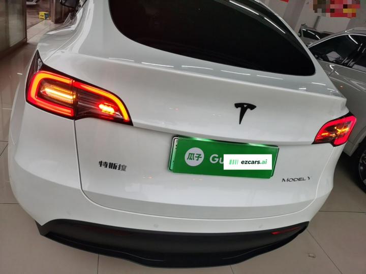 Model Y 2022 Facelift RWD photo 5