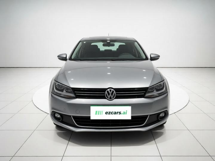 Sagitar 2014 Facelift 1.6L AT Comfort photo 2