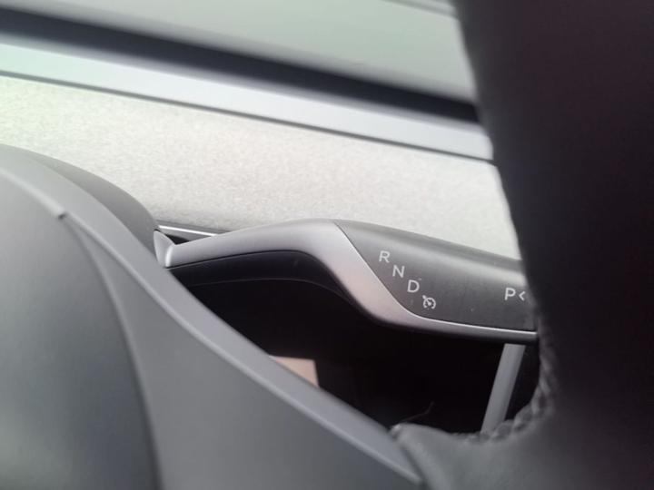 Model Y 2023 Performance AWD photo 8