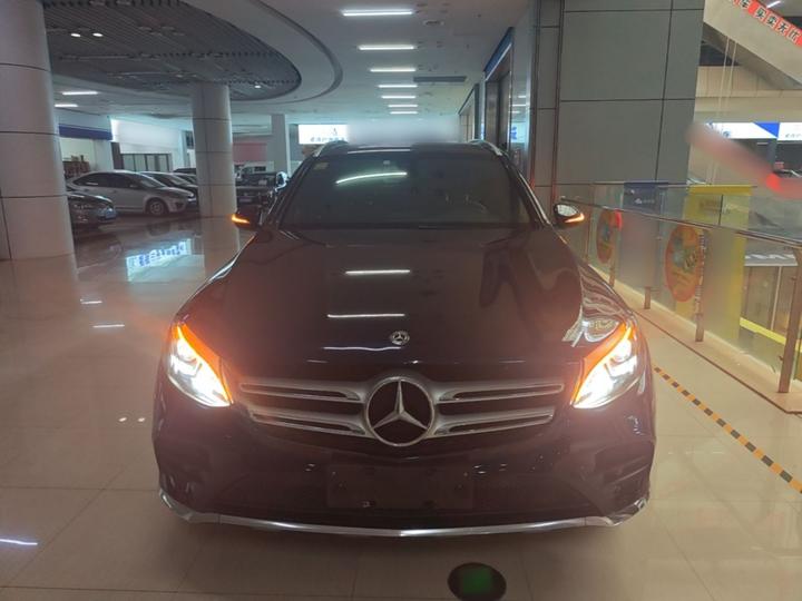 GLC 2019 GLC 260 4MATIC Dynamic photo 2
