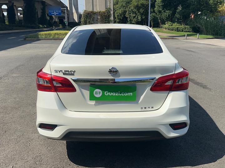 Sylphy 2019 Classic 1.6XL CVT Luxury photo 3
