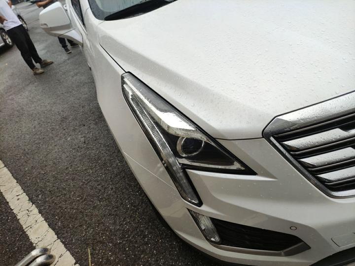 XT5 2016 25T Luxury photo 7