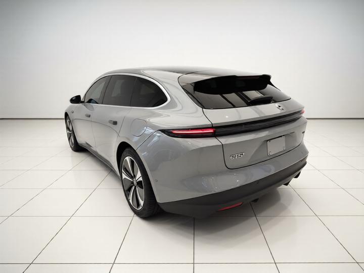 ET5T 2024 75kWh Touring photo 4