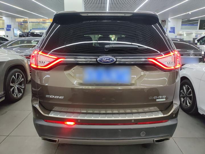 Edge 2016 EcoBoost 245 RWD 7-Seater photo 3