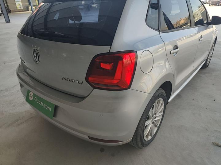 Polo 2014 1.6L MT Comfort photo 7