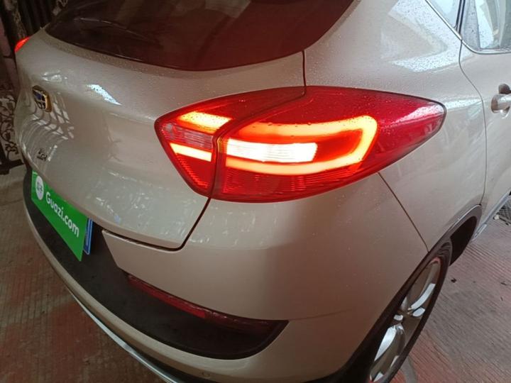Emgrand GS 2016 Sport 1.3T AT photo 7