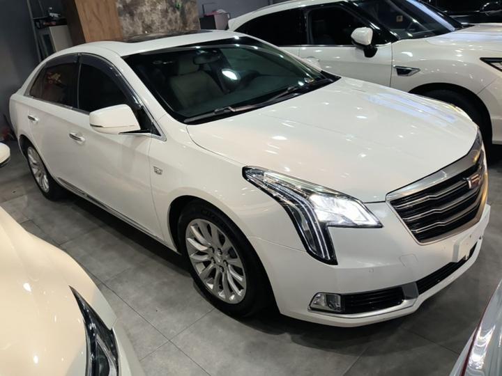 XTS 2018 28T Elite photo 3
