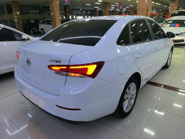 Excelle 2021 Facelift Classic 1.5L AT Elite photo 6