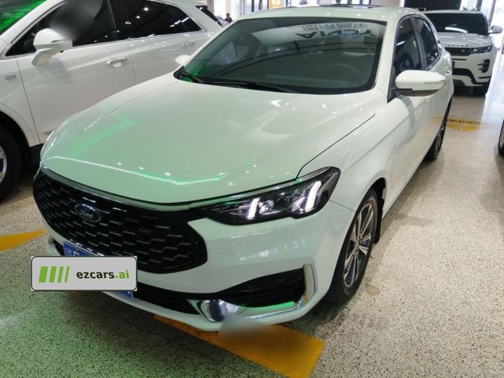 Escort 2021 1.5L AT
