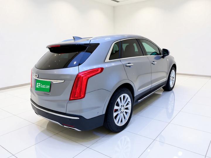 XT5 2018 28E AWD Platinum photo 6