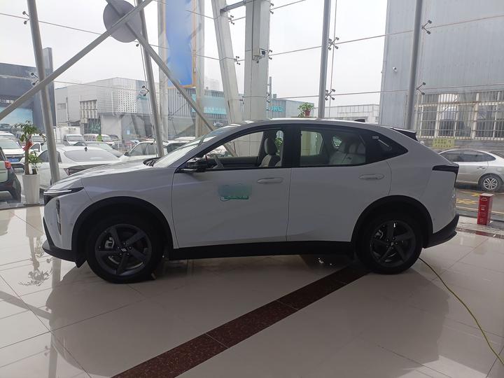EV 05S 2026 500 Smart photo 3