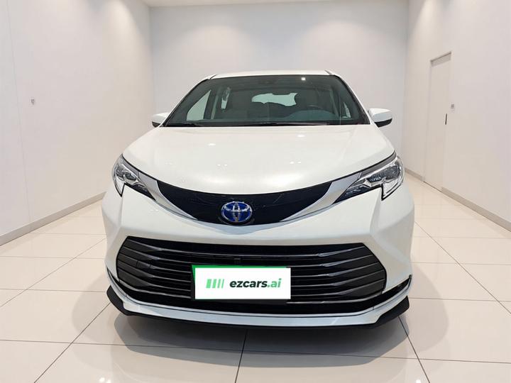 Sienna 2024 2.5L Hybrid Premium photo 2