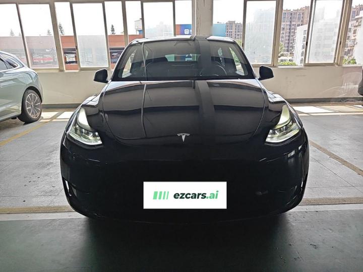 Model Y 2024 RWD photo 2