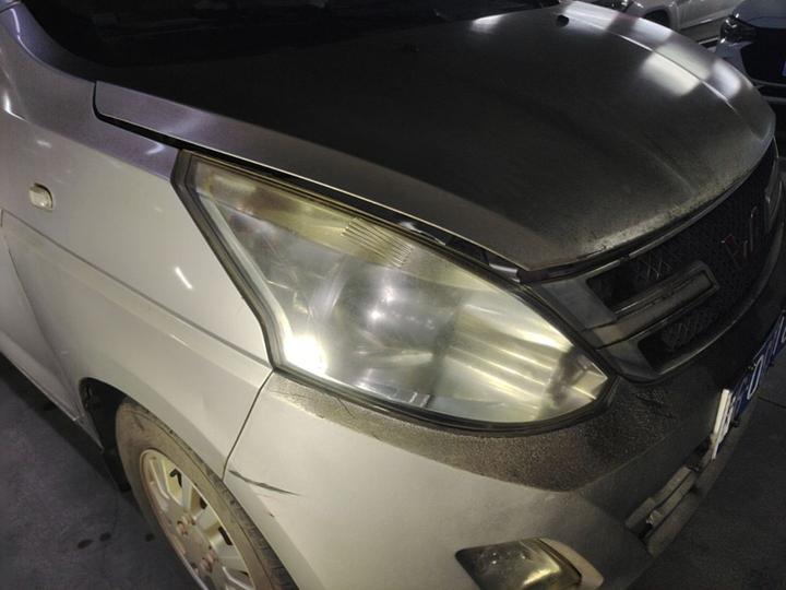 Wuling Rongguang V 2016 1.2L Standard photo 8