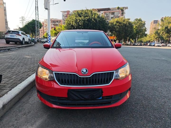 Fabia 2017 1.4L AT photo 2